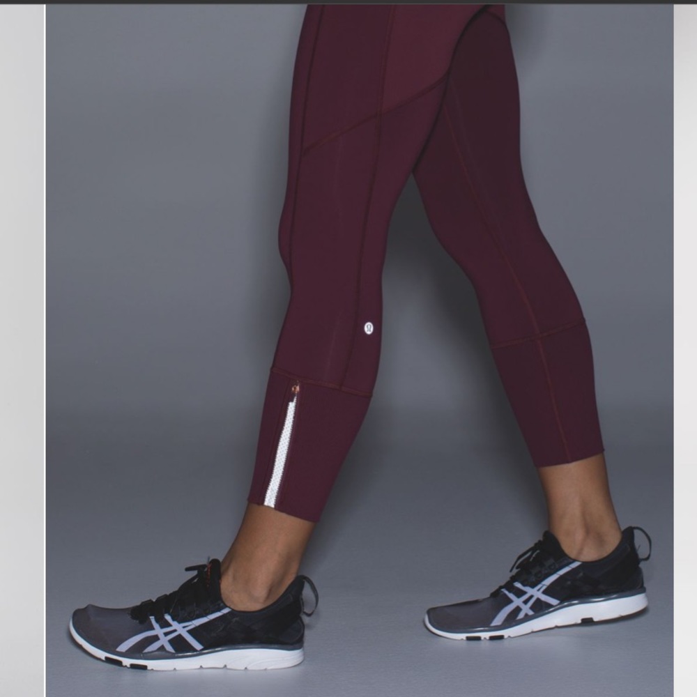 Lululemon Rebel Runner Crop